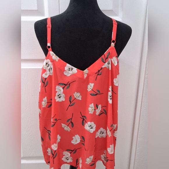 Torrid Coral Floral Sleeveless Blouse  Size 0 - Picture 5 of 13